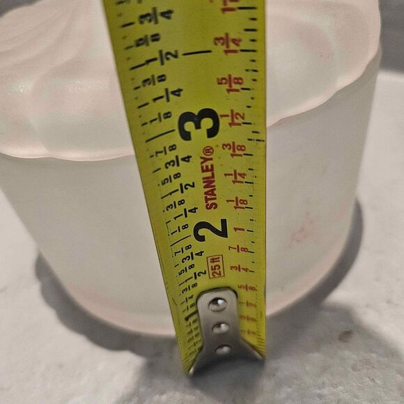 Powder Dish or Trinket Box Art Deco Lidded Round Satin Glass - Picture 4 of 5